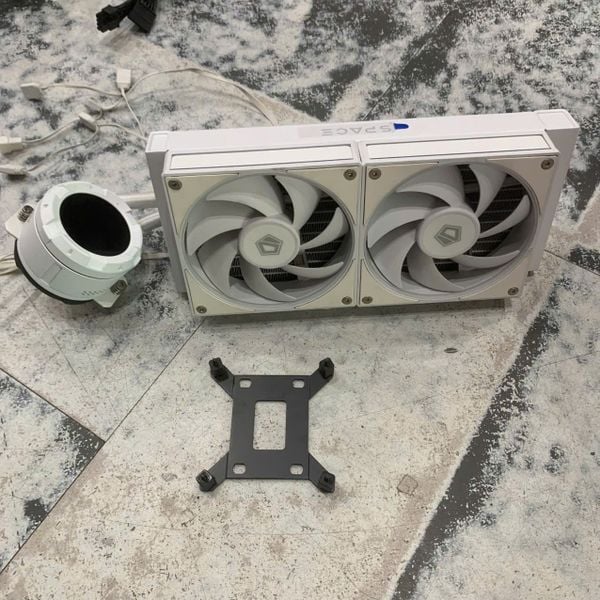 BỘ TẢN NHIỆT NƯỚC ID-COOLING SPACE SL240 WHITE - LCD 2.1