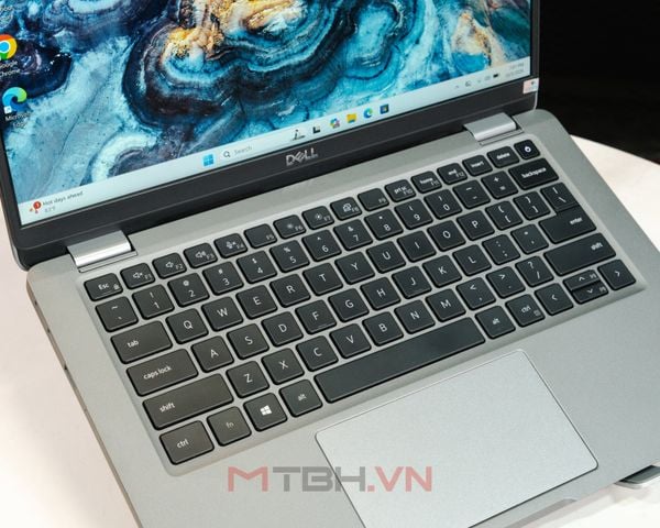 LAPTOP DELL LATITUDE 5330 i5-1245U | 8GB RAM | 256G SSD | 13.3