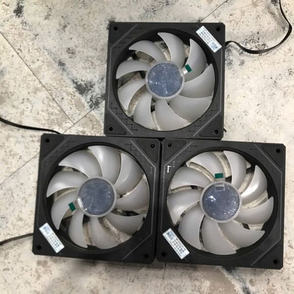 FAN CASE XIGMATEK STARZ PRO ARGB - KIT 3 CÁI 2ND BH 1 THÁNG