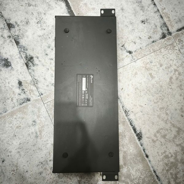 Switch TP-Link TL-SG1024 - 24 Port 1Gbs 2ND BH 1 THÁNG