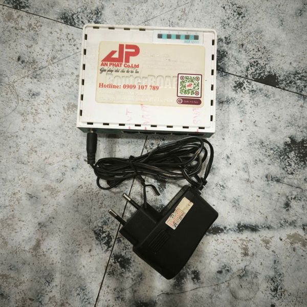 ROUTER CÂN BẰNG TẢI MIKROTIK RB750GR3 (hEX) - 2ND BH 1 THÁNG