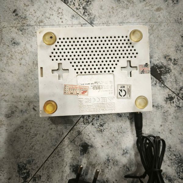 ROUTER CÂN BẰNG TẢI MIKROTIK RB750GR3 (hEX) - 2ND BH 1 THÁNG