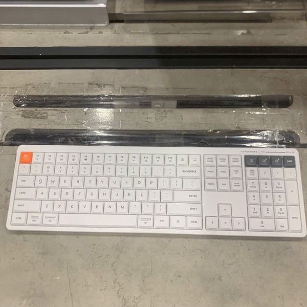 Bàn Phím HyperWork SilentKey White 2nd BH 1 THÁNG