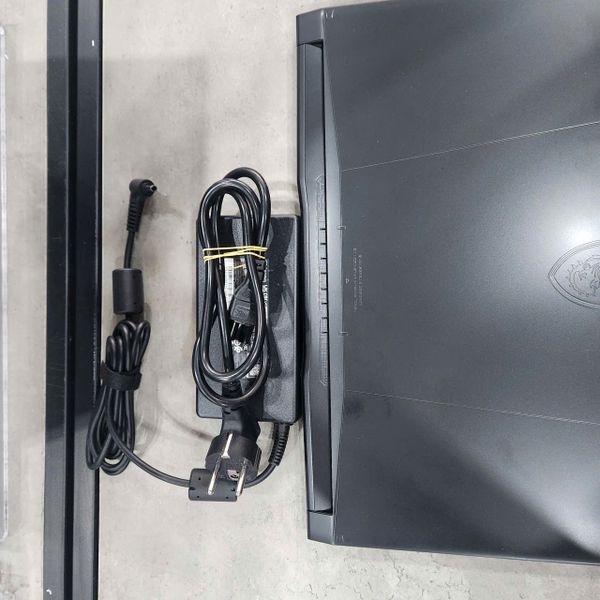 LAPTOP GAMING MSI KATANA 15 B13VFK- 676VN CORE I7-13620H | RTX 4060 8GB | 16GB RAM | 1TB SSD | 15.6' FHD 144Hz | Win 11 2ND BH HÃNG T3/2027