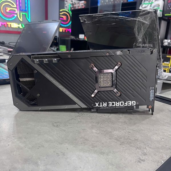 VGA ASUS ROG STRIX RTX 3090 24G GAMING BH 1 THÁNG
