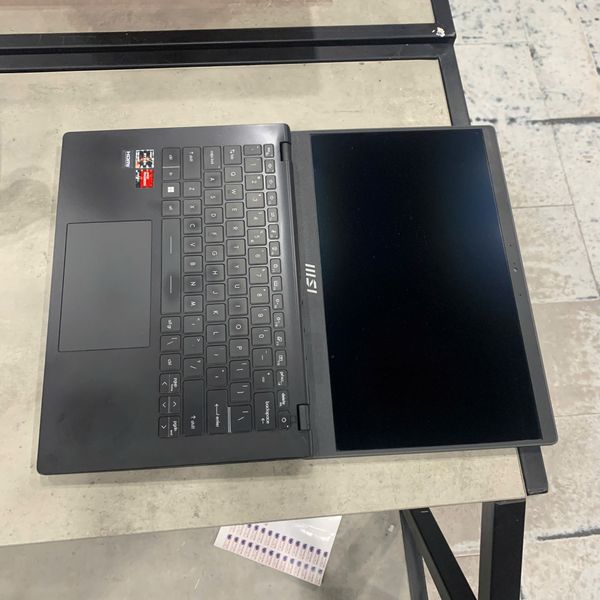 LAPTOP MSI MODERN 14 RYZEN 5-7530U | 8GB RAM | 512GB SSD | 14
