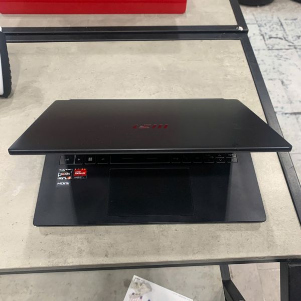 LAPTOP MSI MODERN 14 RYZEN 5-7530U | 8GB RAM | 512GB SSD | 14