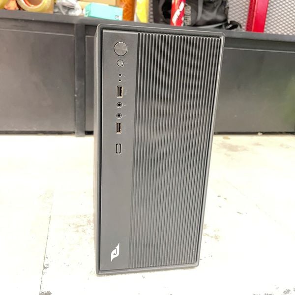 Case EDRA ECS1105 Văn Phòng QSD BH 1 THÁNG