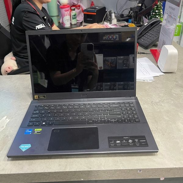 Laptop Acer Gaming Aspire 7 A715-76G-5806 Core i5 12450H, 16GB, 512GB, RTX 3050 4GB, 15.6