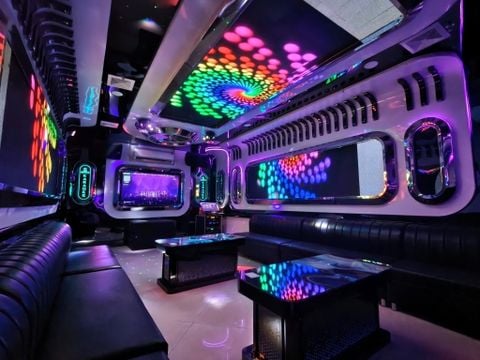 Karaoke 5 Sao - 16 Cửu Việt