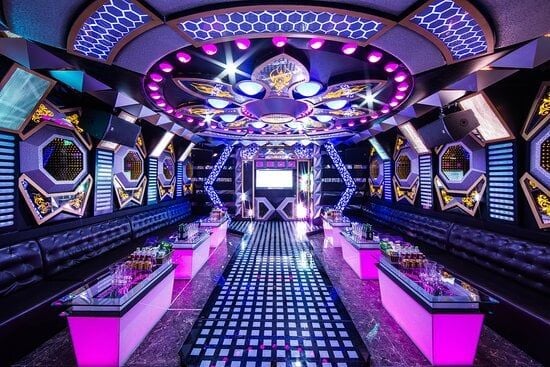 Karaoke BOSS KTV - 176 Ngọc Hân Công Chúa