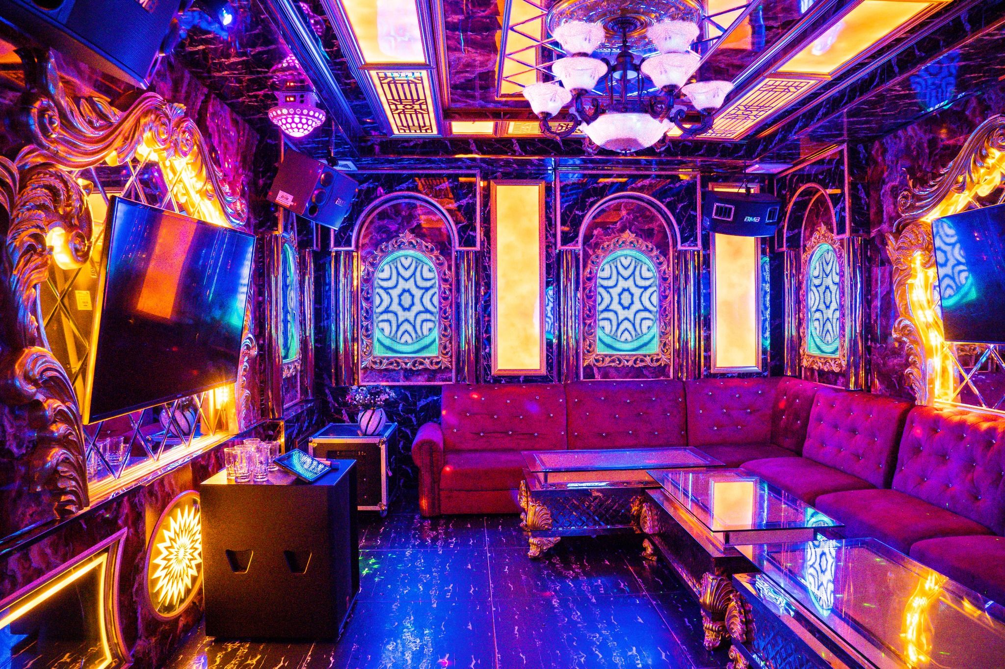 Karaoke Thái Bình Dương - 17/16 Huỳnh Văn Lũy