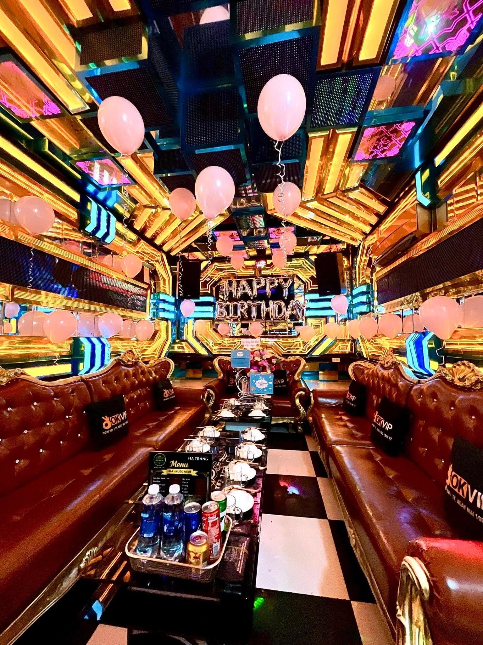 Karaoke Hạ Trắng - 11 Đường Số 4