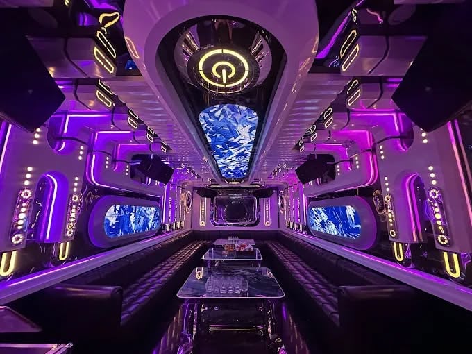 Karaoke MAXXX - 36 Đền Lừ 2