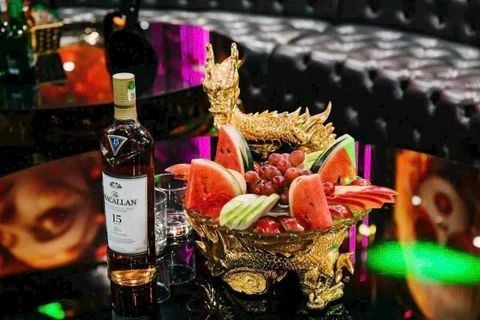 Karaoke MEI - QUEEN - 194 Trần Hưng Đạo