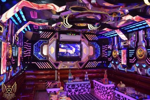 Karaoke The King - 69 Nguyễn Ảnh Thủ