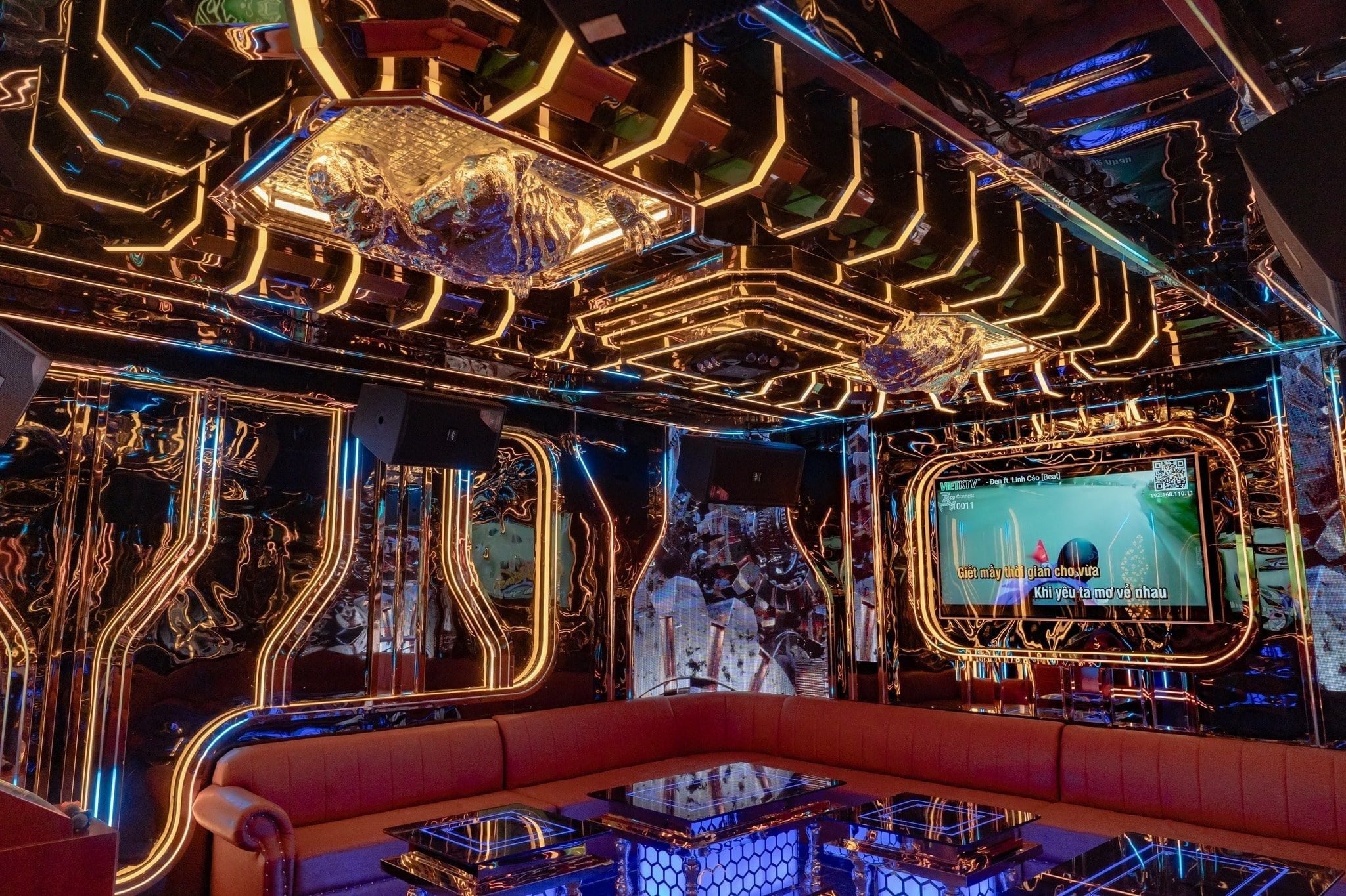 Karaoke Las Vegas - 46 Hồ Xuân Hương