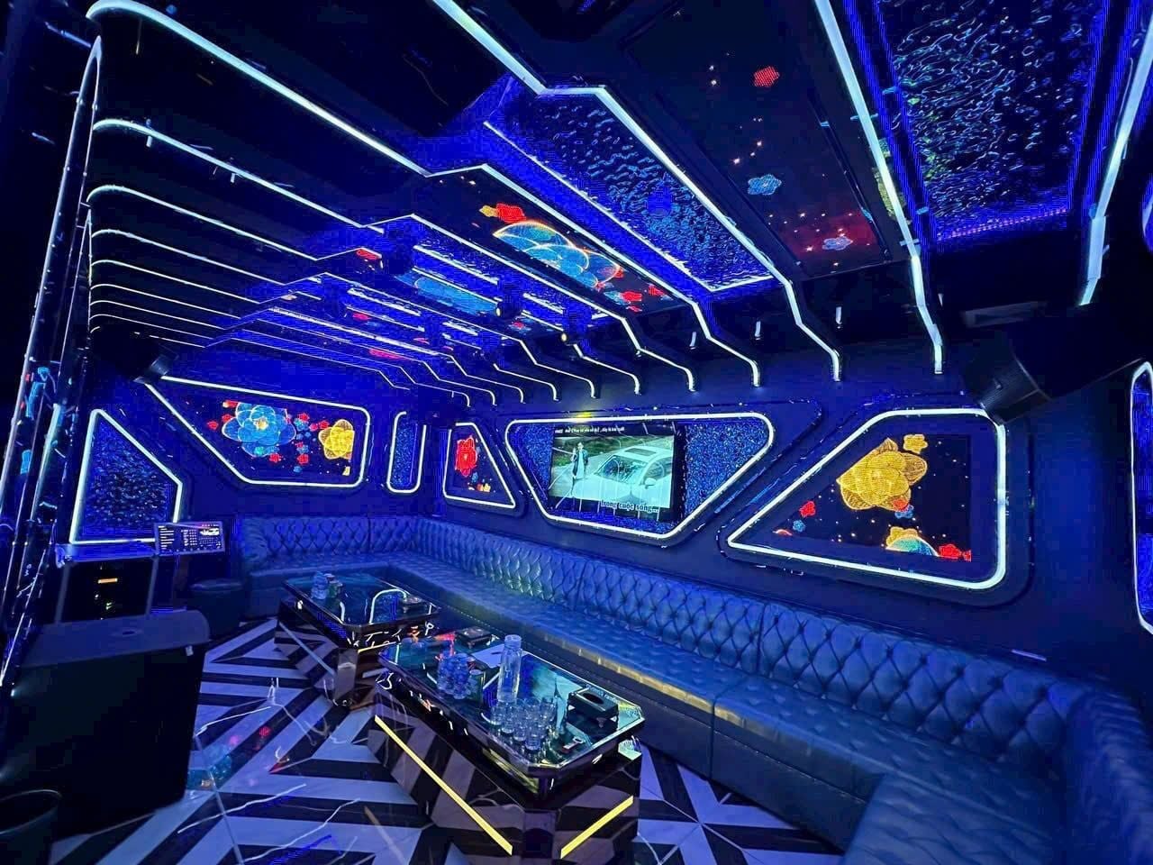 Karaoke Dubai - 16 Trúc Khê