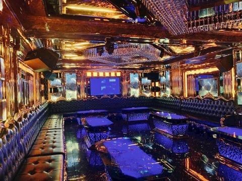 Karaoke MEI - QUEEN - 194 Trần Hưng Đạo