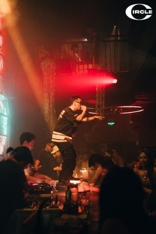 Circle Social Club - Cặp Bè