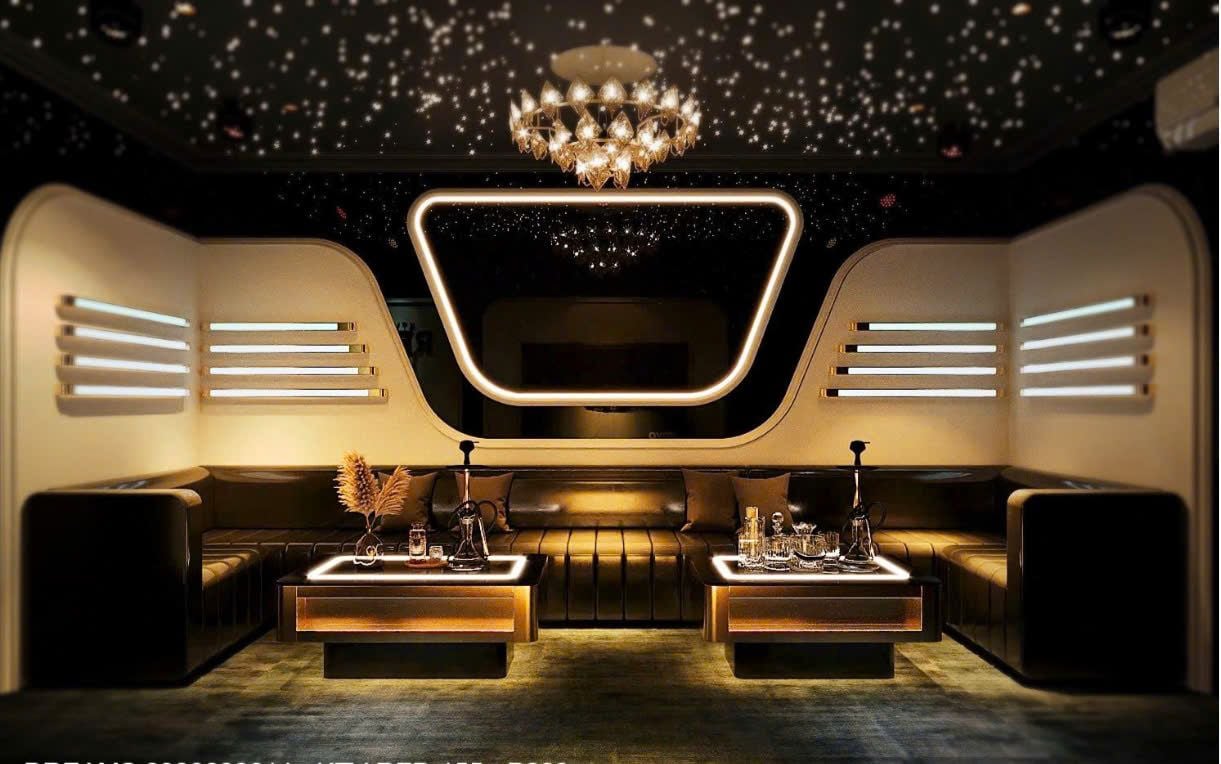 Karaoke RED - 155 Nguyễn Văn Cừ