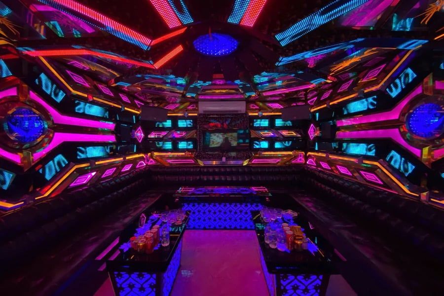 Karaoke BOSS G - 97 Sương Nguyệt Ánh