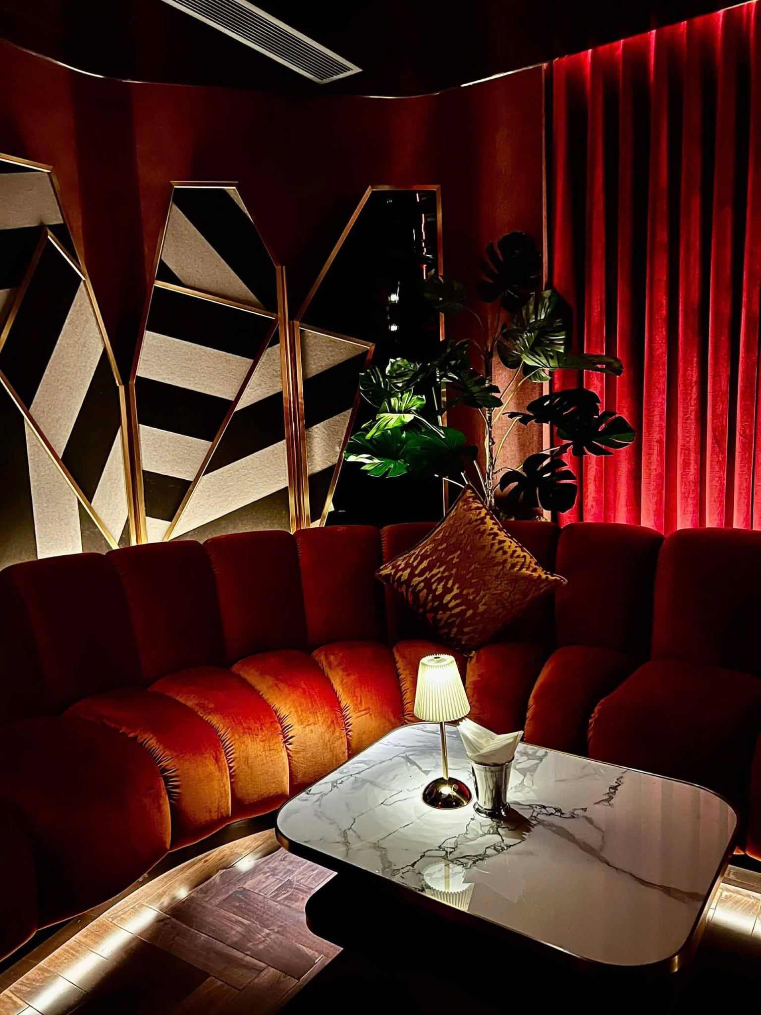 Papi - 123 Lê Lợi