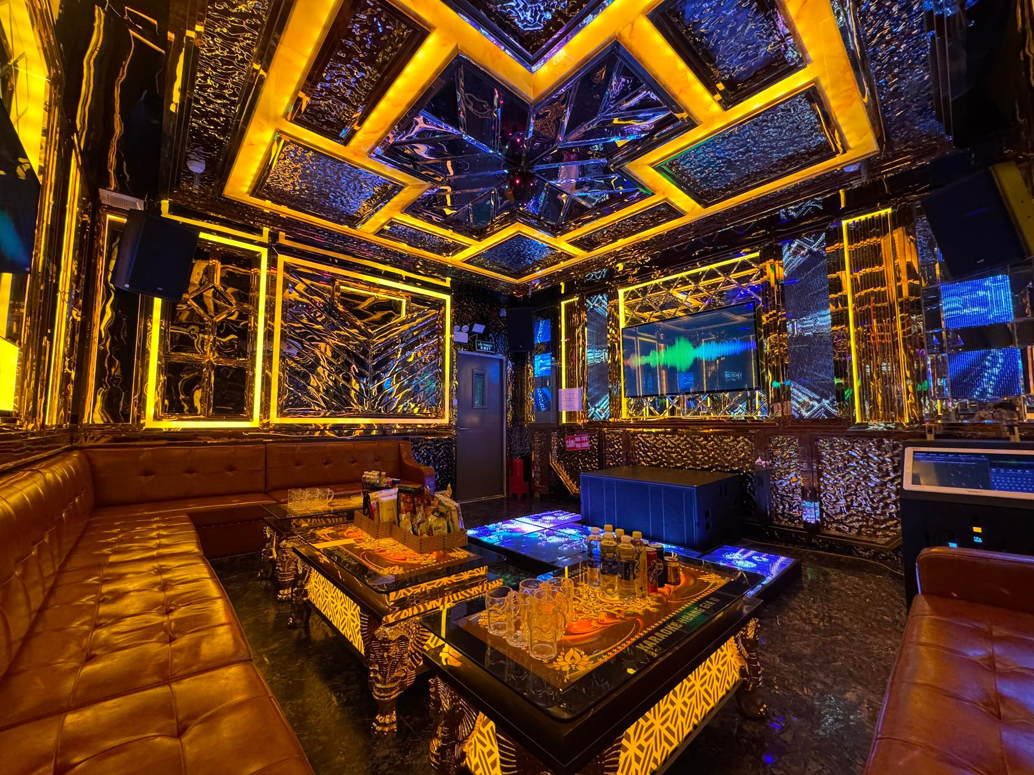 Karaoke Hoàng Gia 2 - Quốc Lộ 13