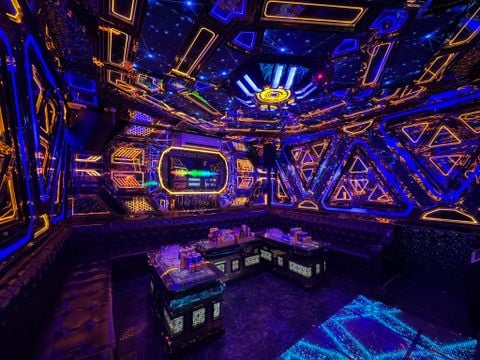Karaoke Hoàng Gia 2 - Quốc Lộ 13