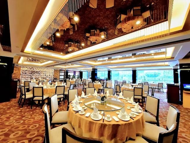 Thiên Phú Lâu Restaurant - 80/10 Bà Huyện Thanh Quan