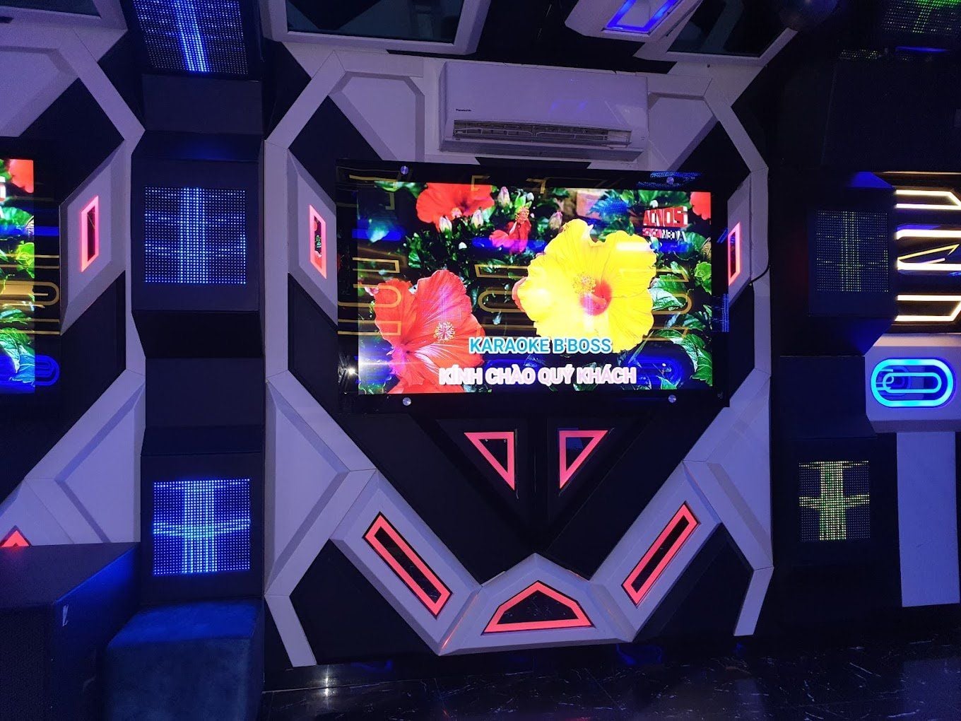 Karaoke BOSS II - 58 Đường NE4