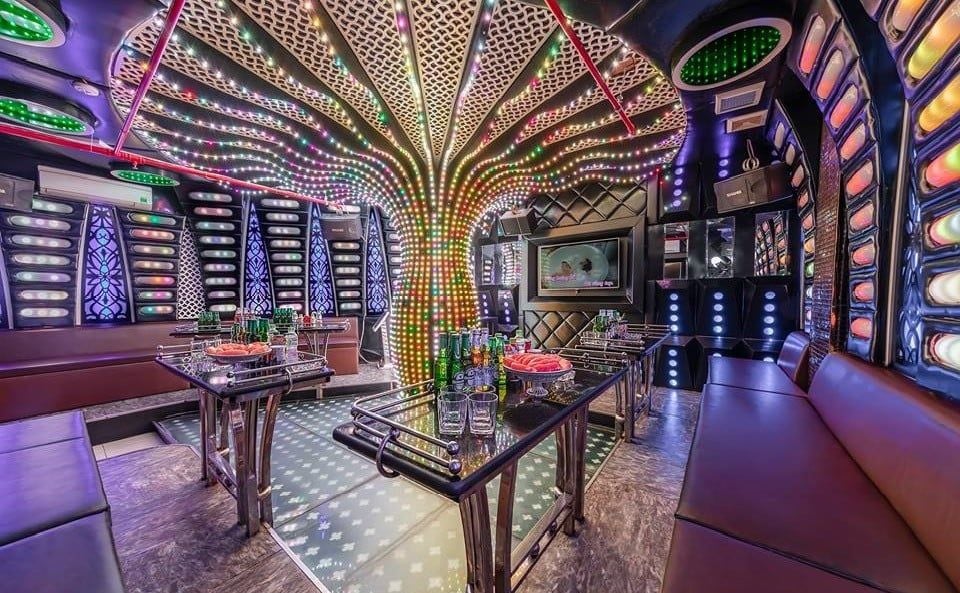 Karaoke Cá Vàng - 11 - 13 Đường Số 19