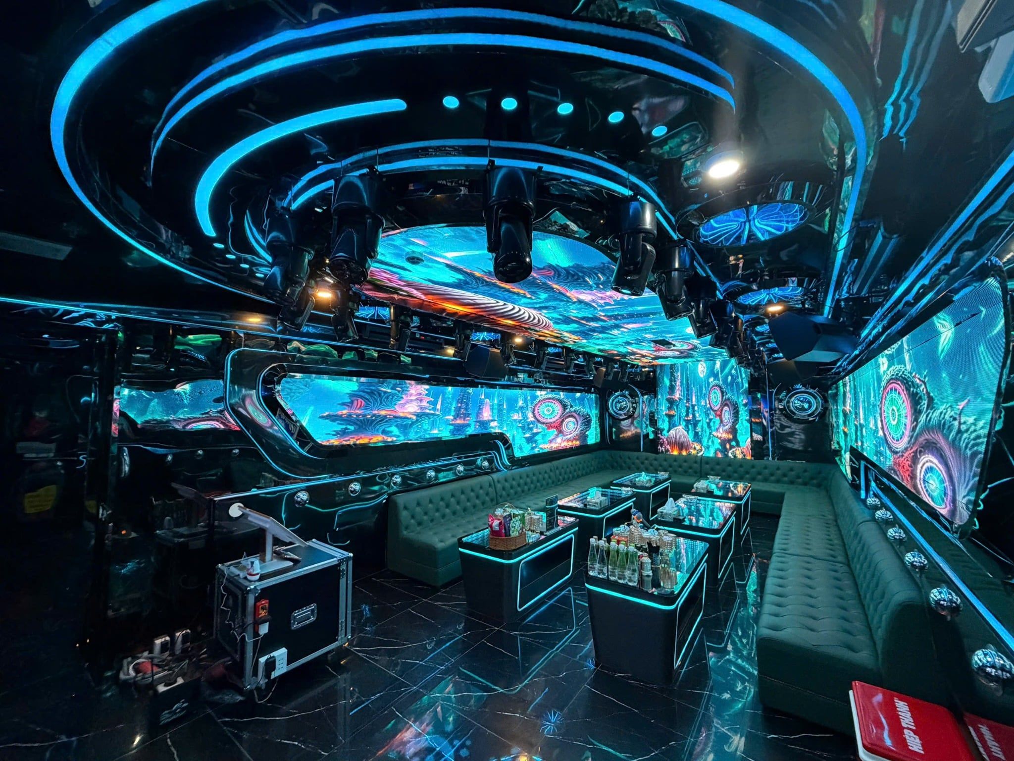 Karaoke Dragon Palace KTV - 151 Đường 9A