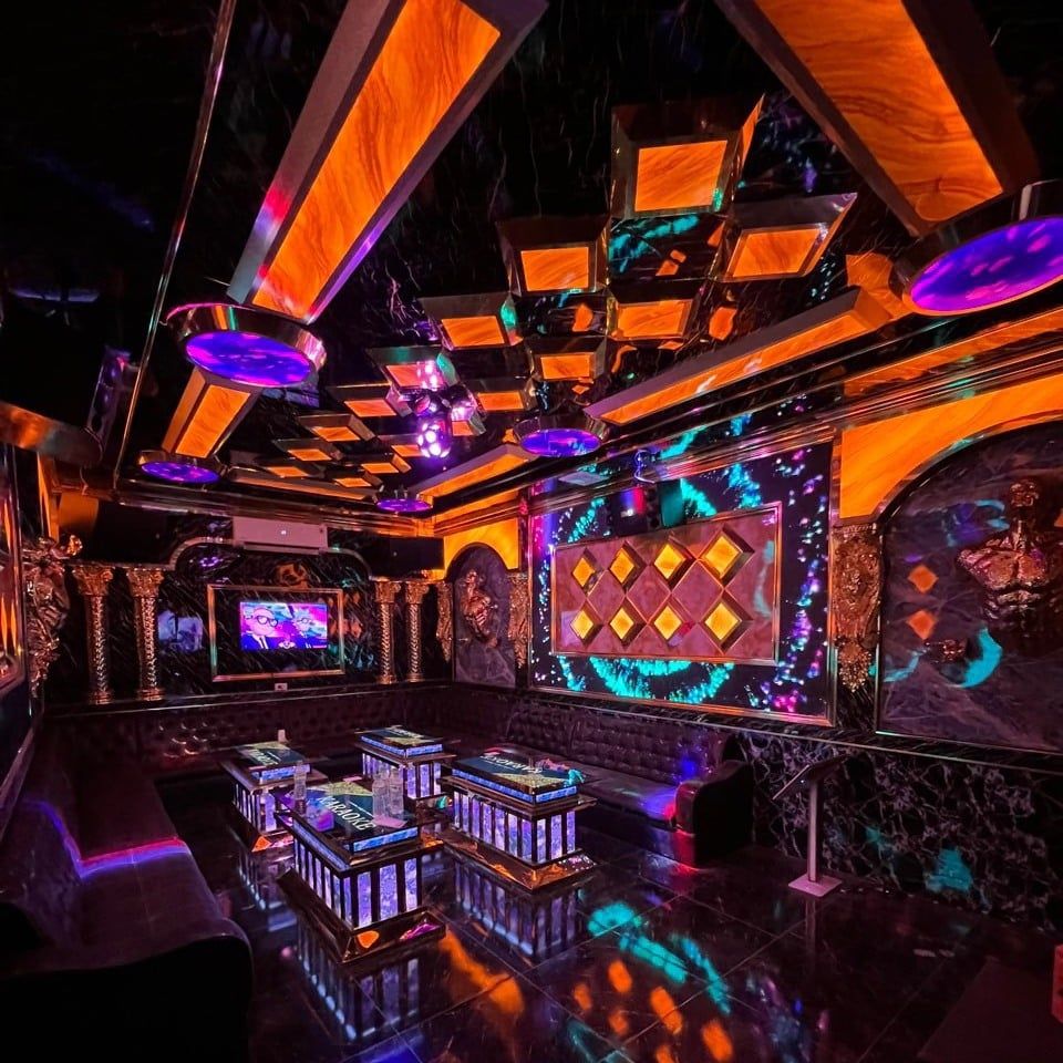 Karaoke Du Xuân - 3 Trần Khắc Chân