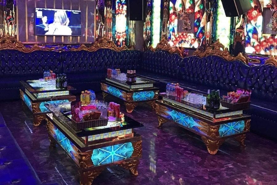 Karaoke New 39 - 139 Trần Hưng Đạo