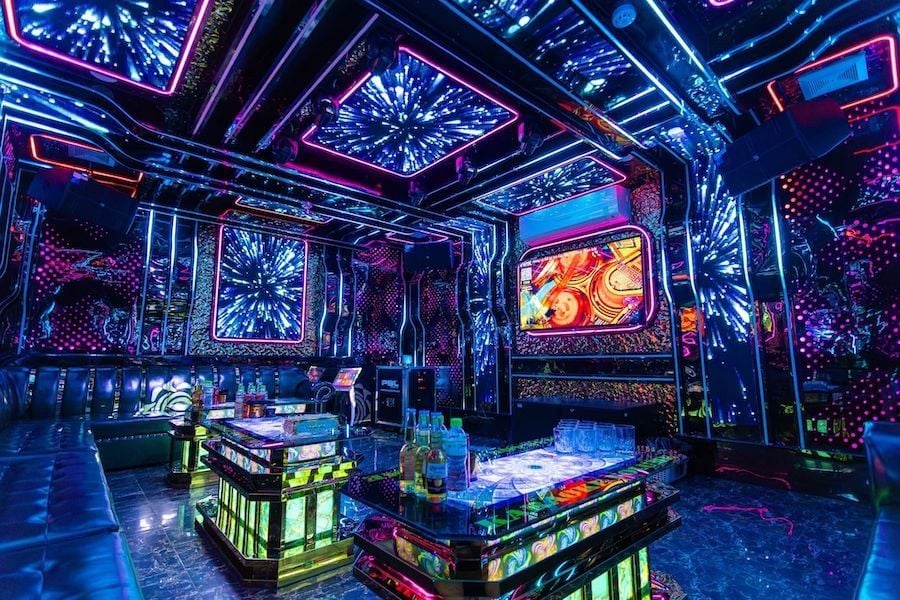 Karaoke New 39 - 139 Trần Hưng Đạo