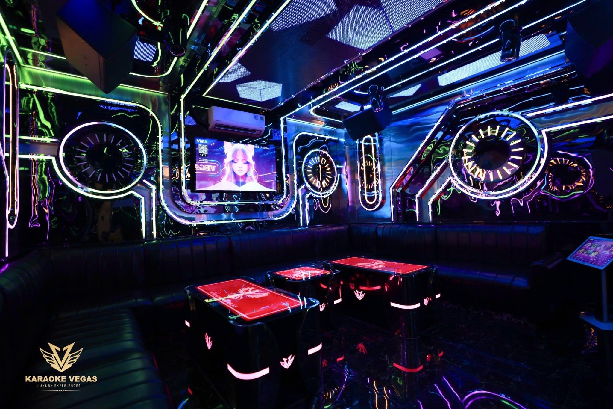 Karaoke Vegas - 31 Tân Lập