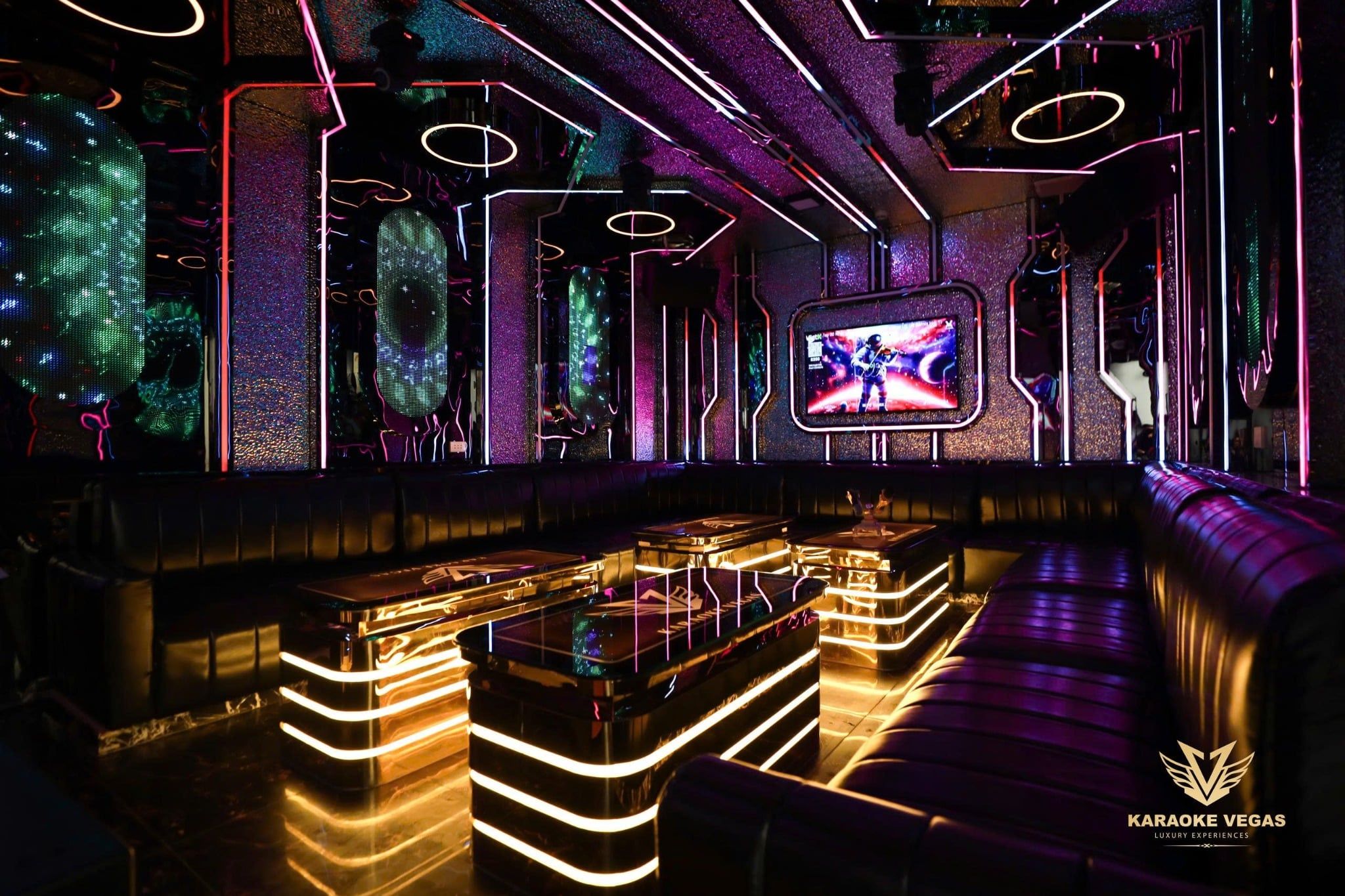 Karaoke Vegas - 31 Tân Lập