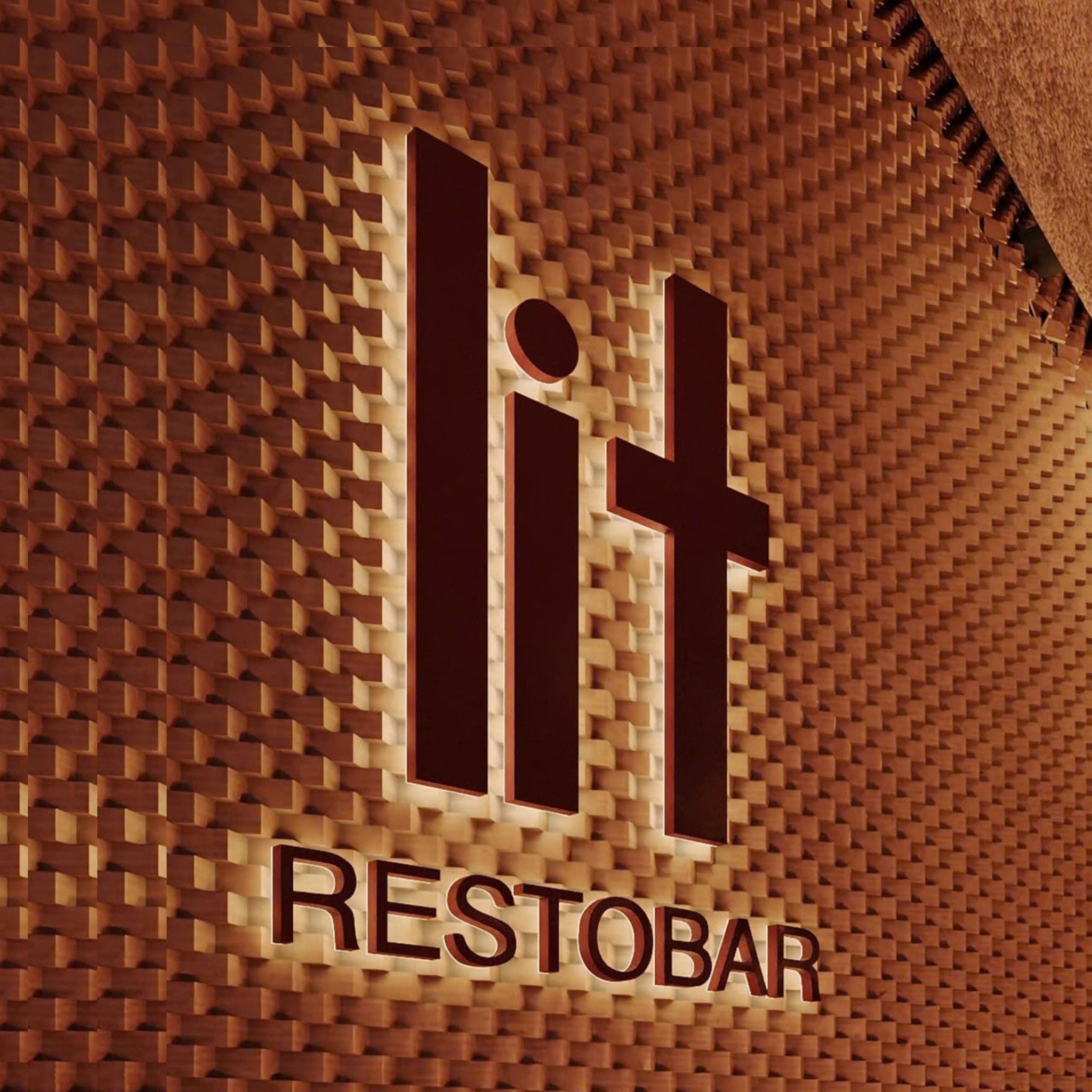 LIT Restobar - 158 Lê Duẩn
