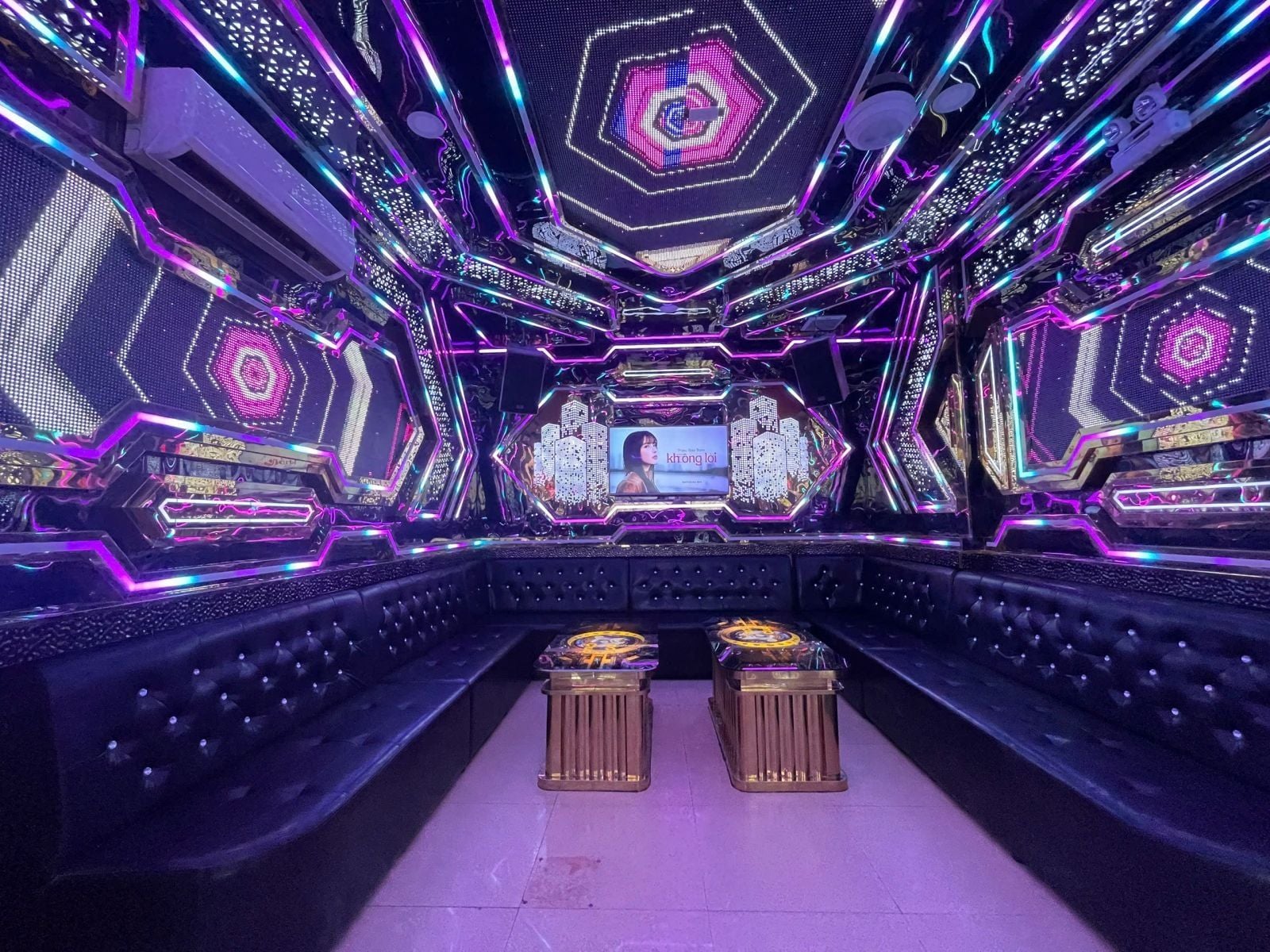 Karaoke MasTery KTV - 607/2 Nguyễn Văn Tạo