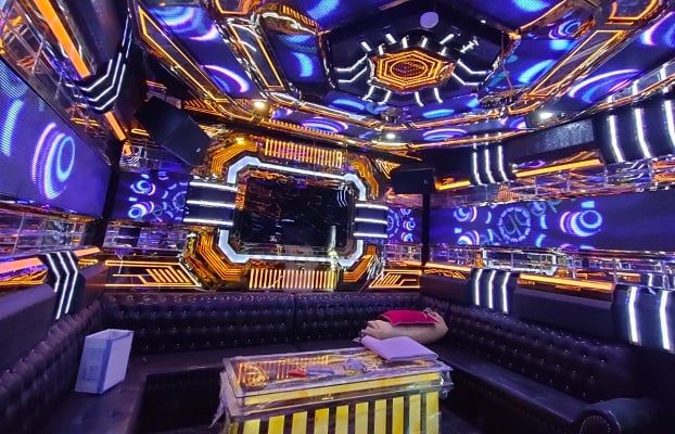 Karaoke Cá Vàng - 11 - 13 Đường Số 19