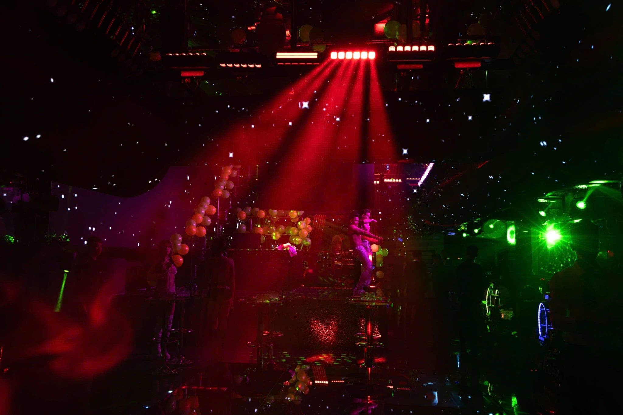 ND Lounge - J28 Phạm Hùng