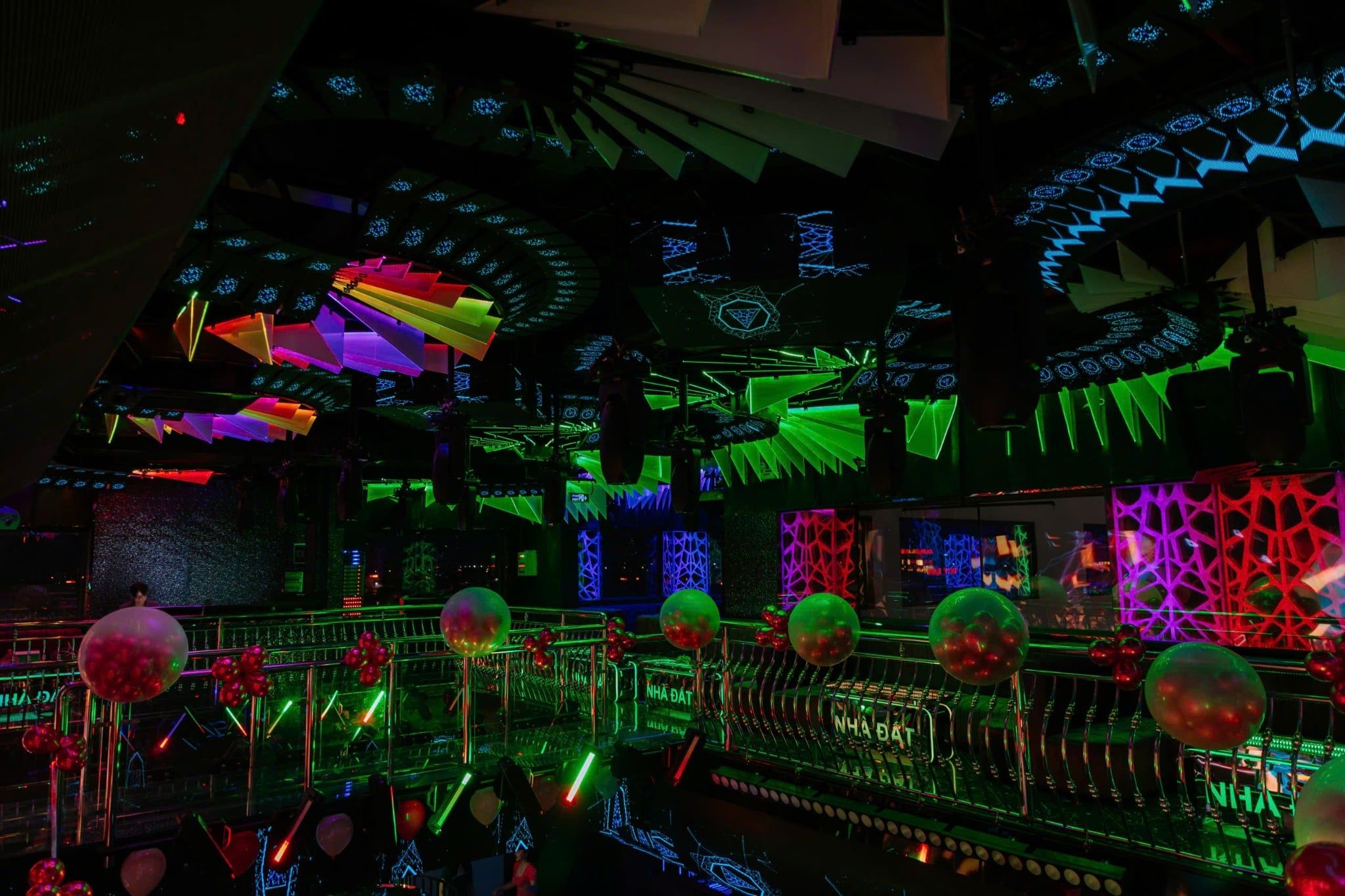 ND Lounge - J28 Phạm Hùng