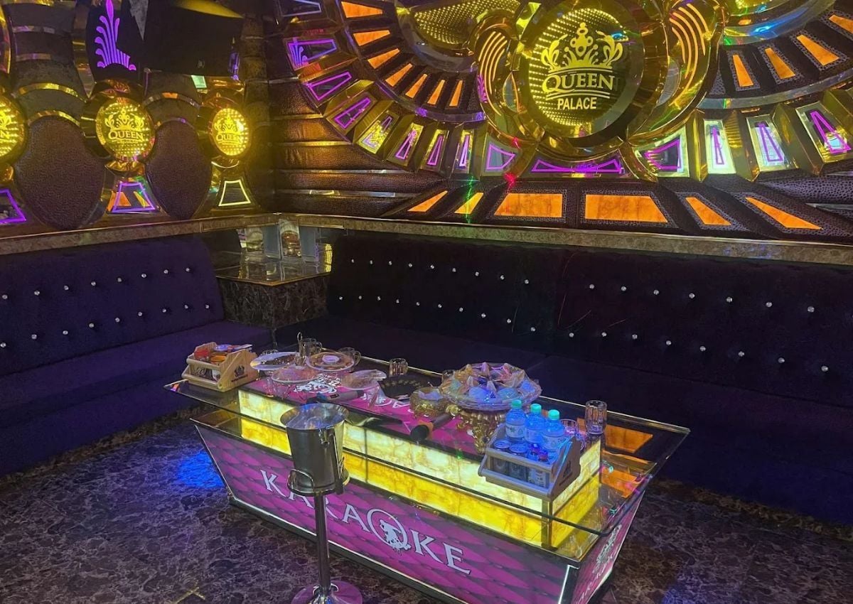 Karaoke Huy Hoàng Luxury - 56 Đường N6/5A