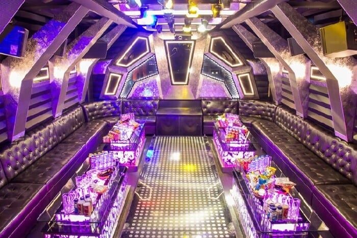 Karaoke BOSS VILLA KTV - 132 Đường Số 9A