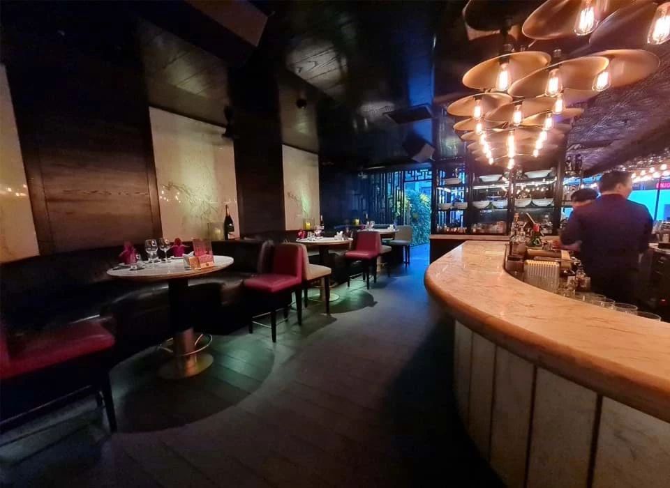 Qui Cuisine Mixology - 22 Lê Thánh Tôn