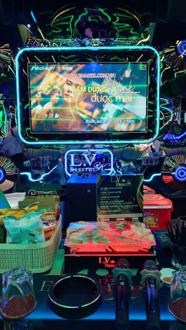 Karaoke L.V BISTRO K - 214 Lê Hồng Phong