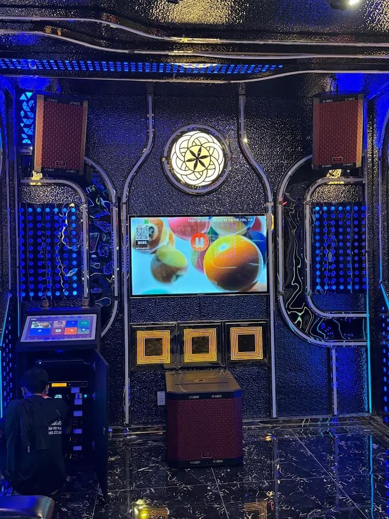Karaoke Táo Đỏ - 119 Lê Đức Thọ
