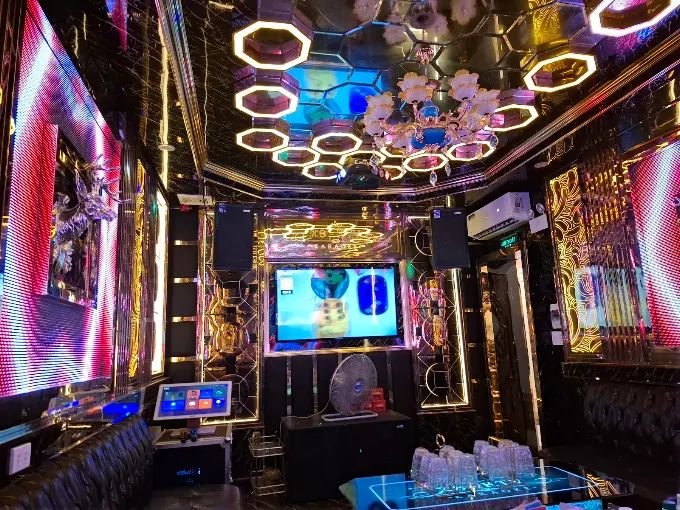 Karaoke X8 KTV - KCN Đồng Văn 4