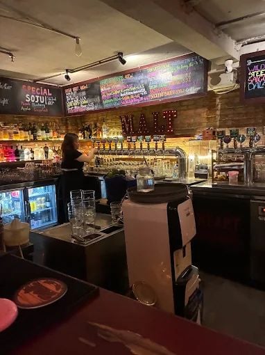 Malt Saigon Bar - 46 - 48 Mạc Thị Bưởi